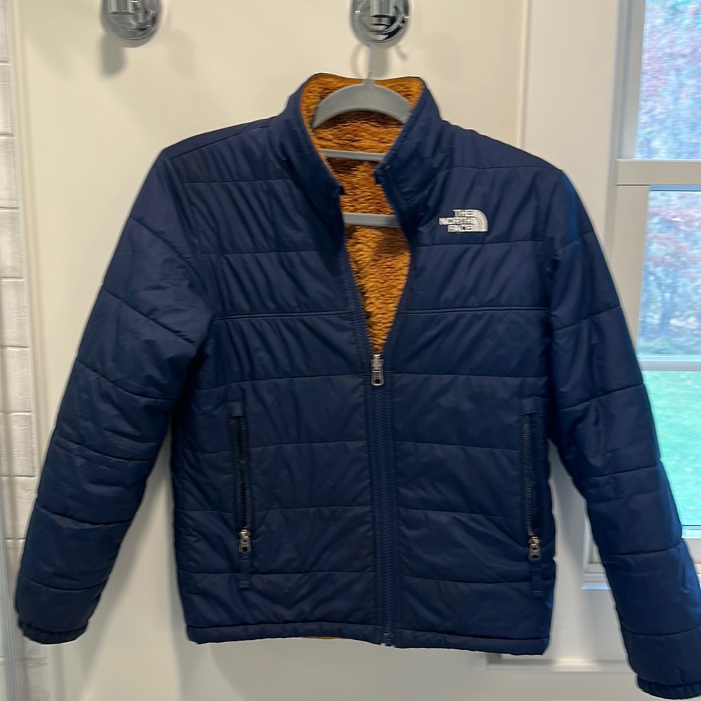 North Face youth reversible Jacket Medium